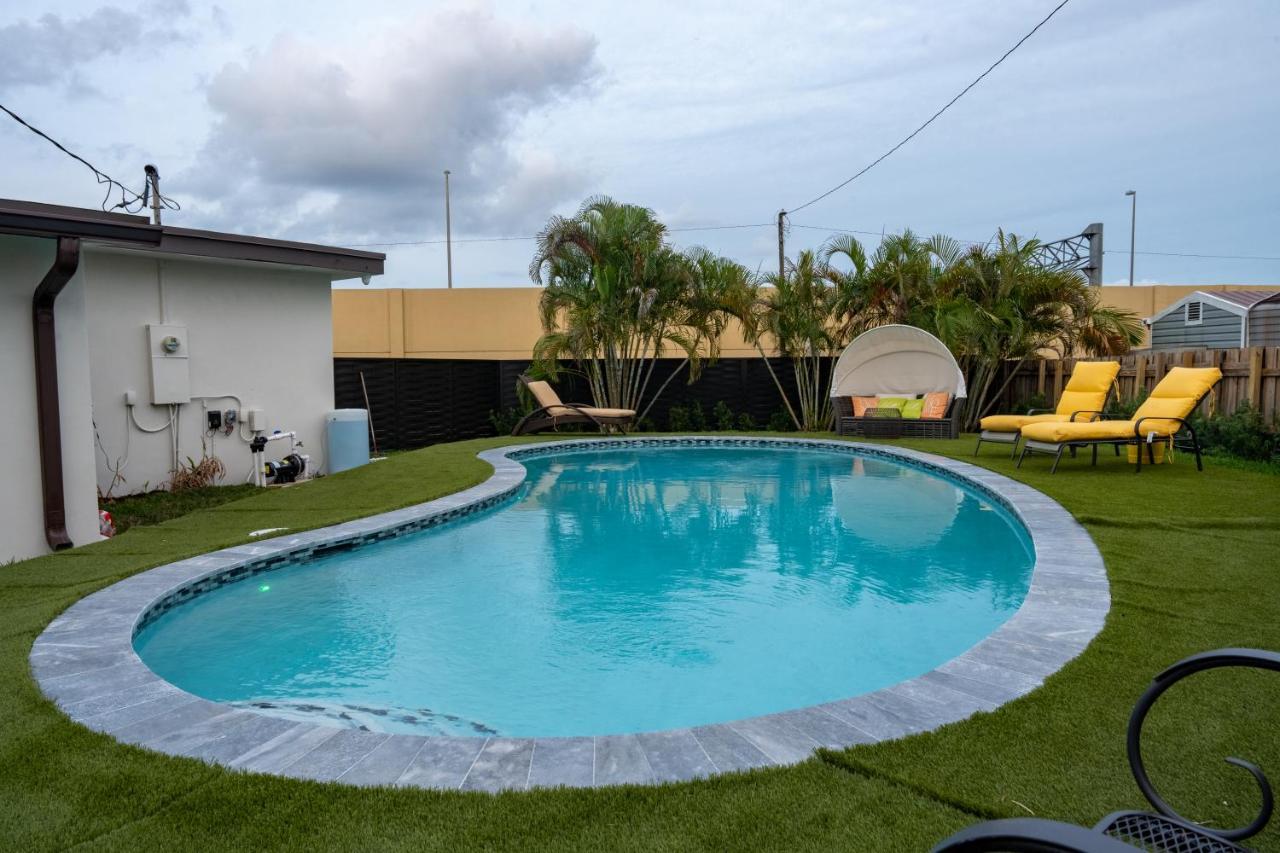 Welcome To 305 Hébergement de vacances *